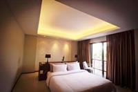 S2 Hotel 방샌 외부 사진